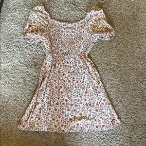 Floral Dress with Gentle Puff Sleeves